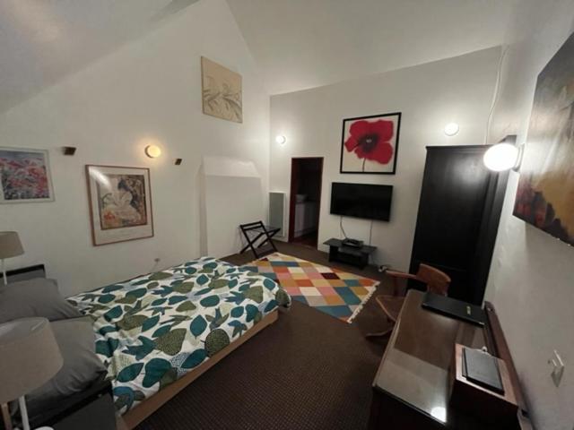 Chez Thomas Panzió Saint-Georges-D'Aunay Kültér fotó
